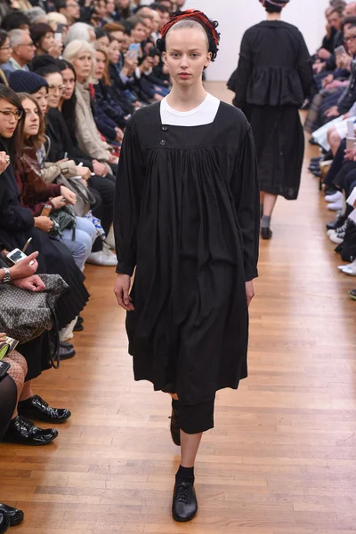Look 19